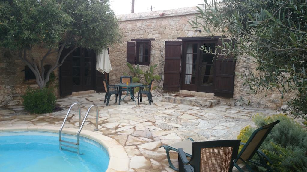 Kipseli Cottage Polis Dış mekan fotoğraf